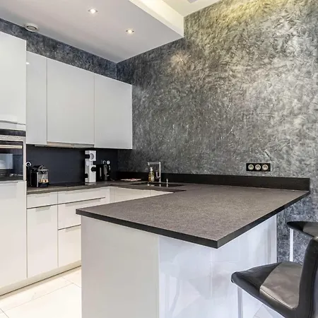 Large Renovated - Rue Hoche - Center * كان